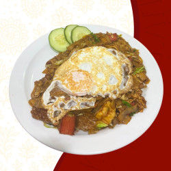FRIED KUEYTEOW SEAFOOD